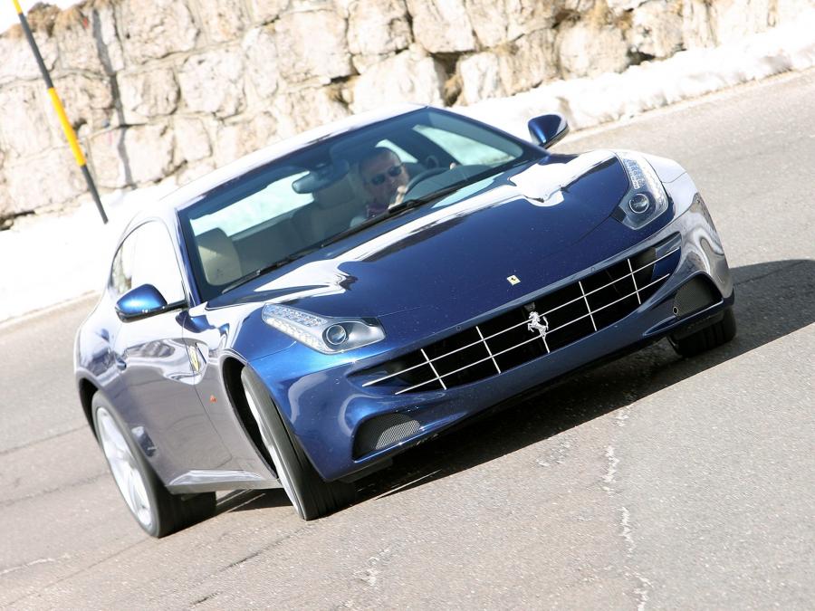  Ferrari FF 2011 года  (фото 177 из 195)
